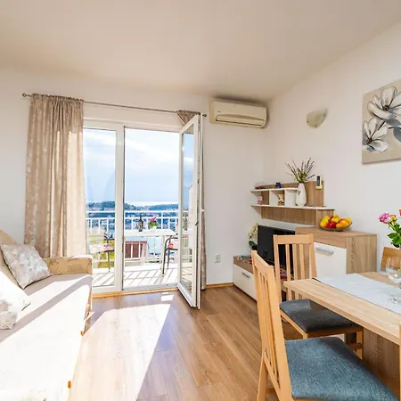 Sea View Nuncijata Διαμέρισμα *