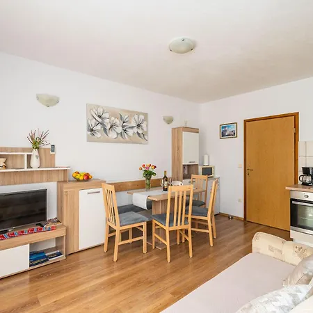 Апартаменты Sea View Nuncijata *