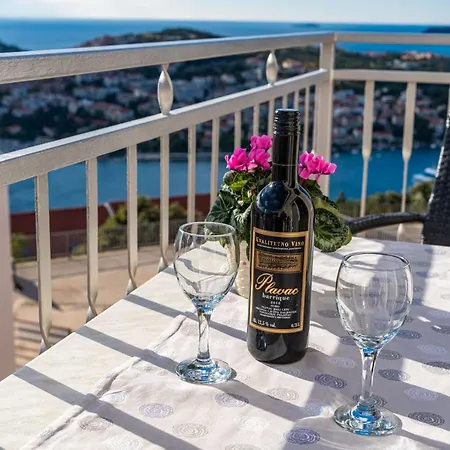 Sea View Nuncijata Apartment